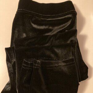 HUE Midnight Black Velvet Leggings